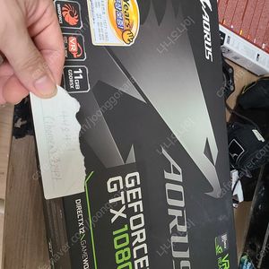 (글카박스+케이스박스) gtx 1080 ti + i9 9900k + z390 taichi + 1000w + 3rsys t1000