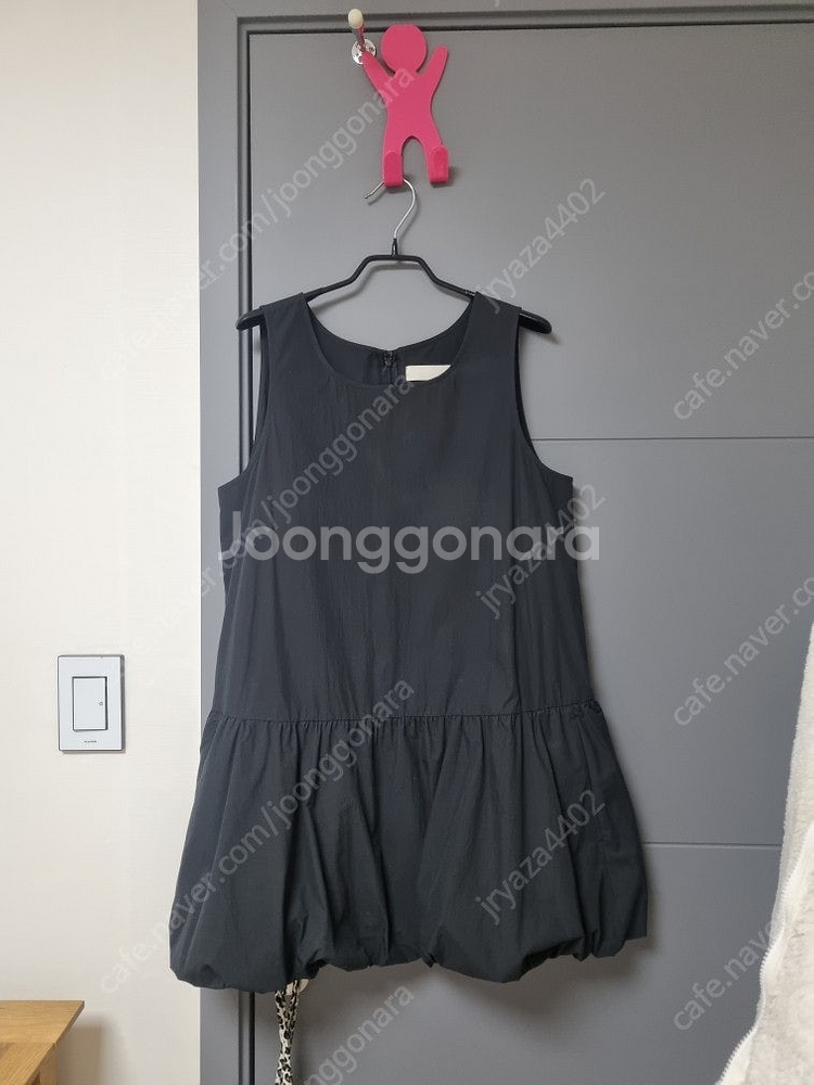 아모멘토 VOLUME MINI DRESS 블랙 0사이즈--3