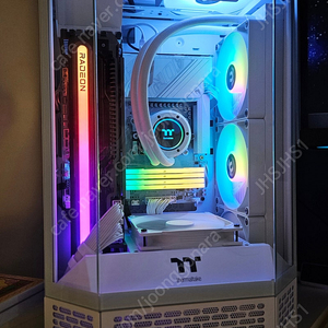 써멀테이크 the tower 300 snow 화이트 케이스