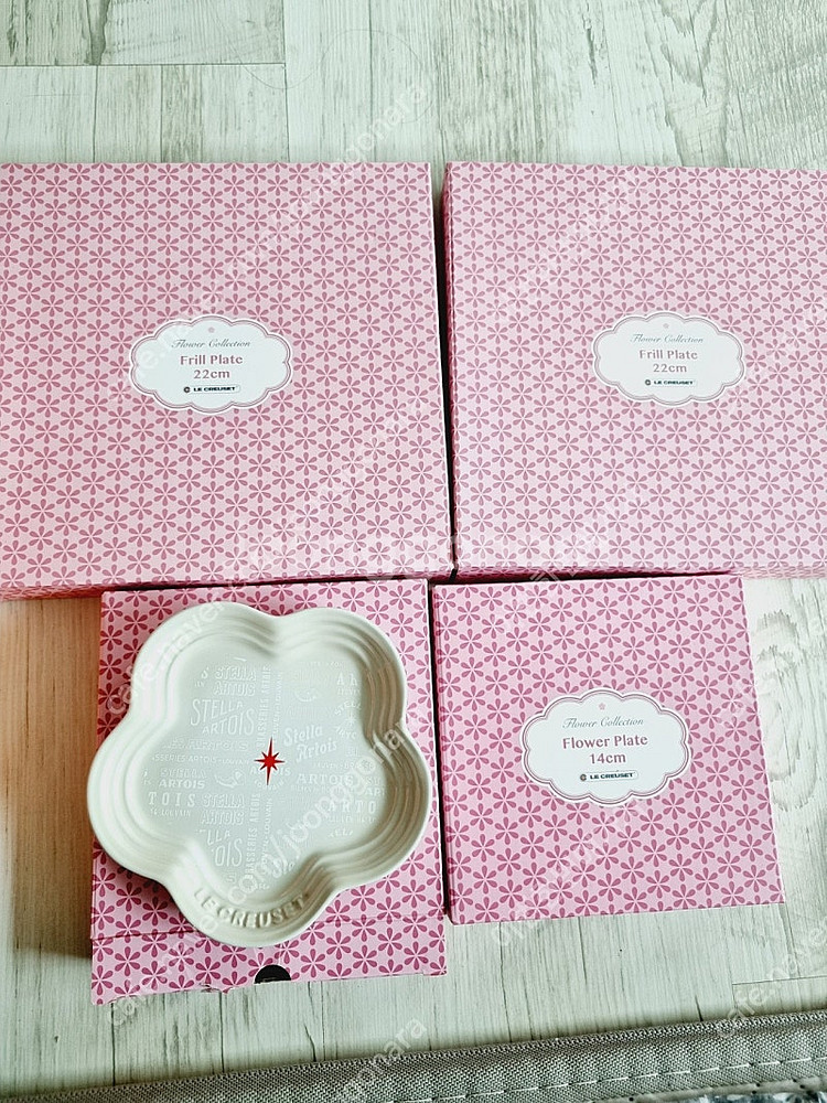 르크루제 멀티냄비(22cm)1개+프릴접시2개+플라워접시...--6