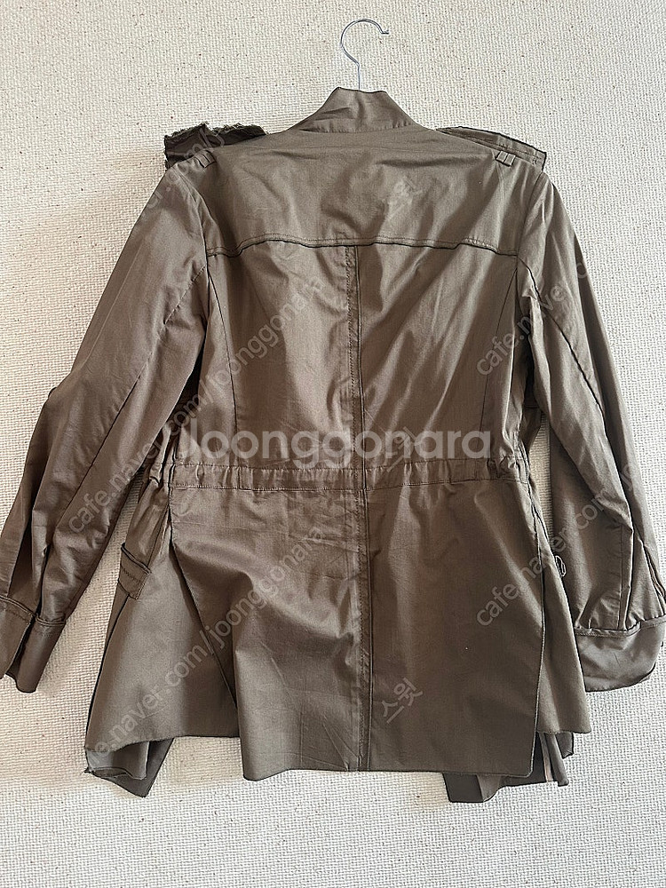 치유의 옷장 오브제 비즈 야상--2