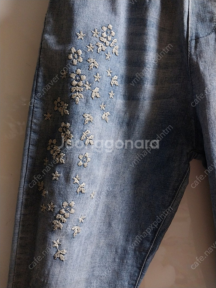 꽃자수 배기 청팬츠--1