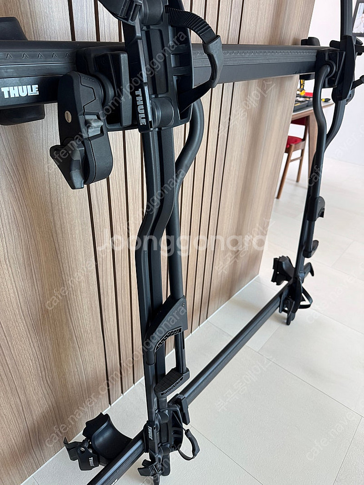 툴레 지붕형 자전거 캐리어--1