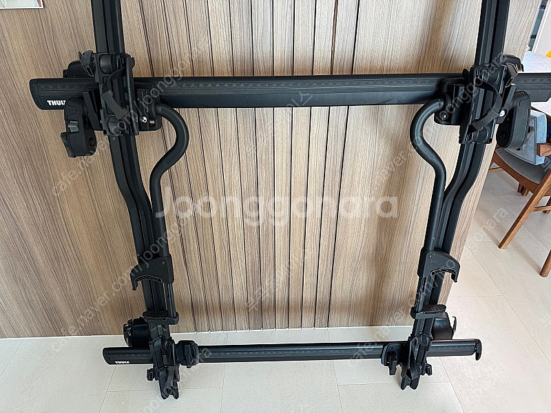 툴레 지붕형 자전거 캐리어--2