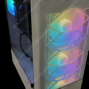 게이밍 본체 i5-13400f 그래픽 4060 상세내용 사진참고 게임좀하다가 낮은사양 내려가서 필요없어 판매합니다 2024.12.28일 구매 했어요