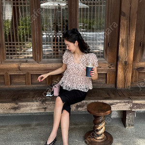 Yaggi Polka Dot Ruffle Blouse pink s사이즈 새제품