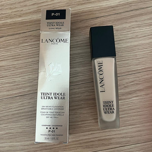 랑콤 뗑이돌 울트라 웨어 P-01 판매해요(면세제품)