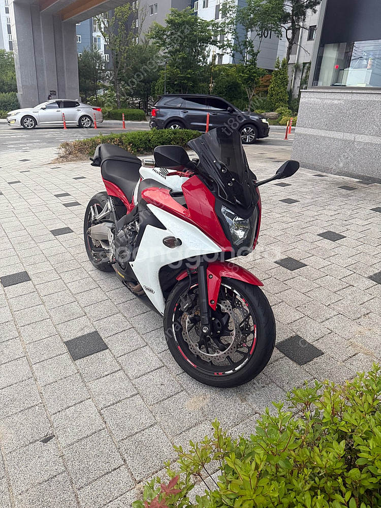 Cbr650f 판매합니다(네고가능) 구미,김천,대구,충...--3