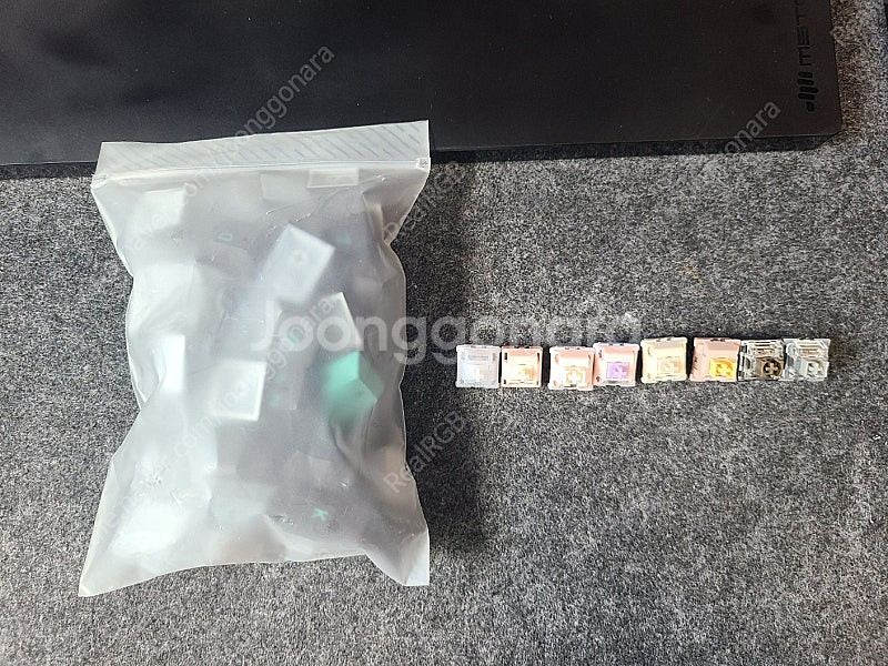 에보80 EVO80 블랙 색상 키캡 팝니다--0