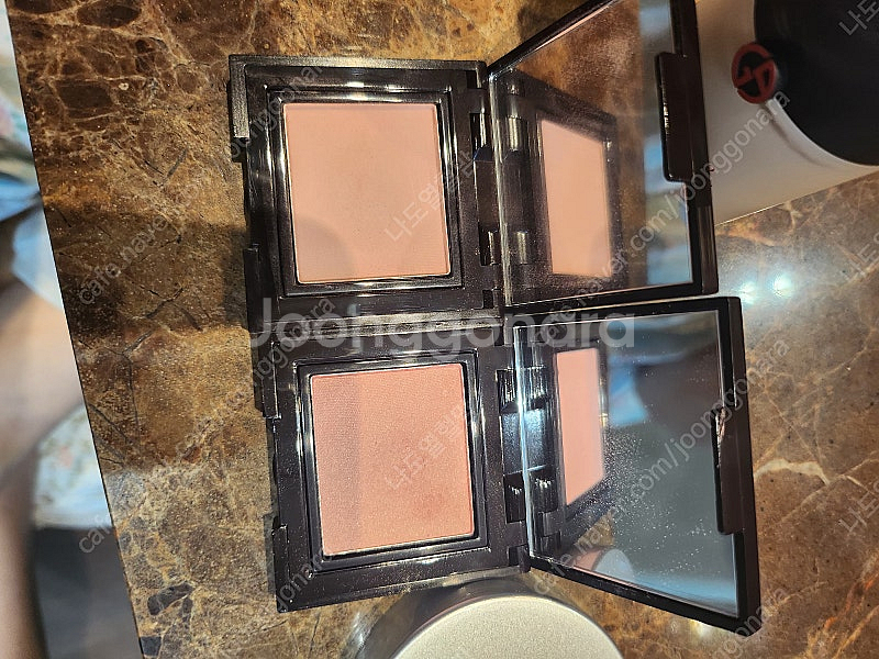 로라메르시에 조르지오아르마니 프라다 보나메두사(올 여름구입)--4