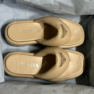 프라다 나파 소프트 샌들 패딩쪼리 36.5