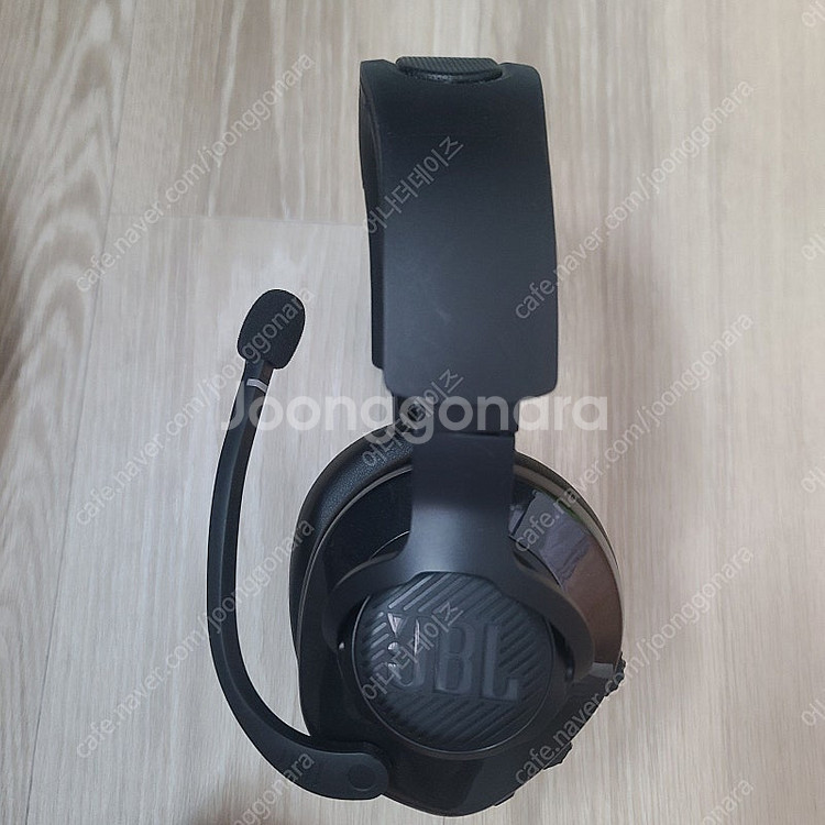 게임용 헤드셋 JBL 퀀텀 Quantum 400 팝니다...--3