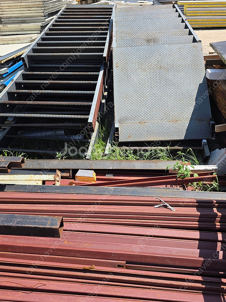 (판매)트라스 삼각트라스 역삼각트라스 일짜트라스 계당 합판 바닥자재 C형강 컨테이너 콘테이너 H빔--1