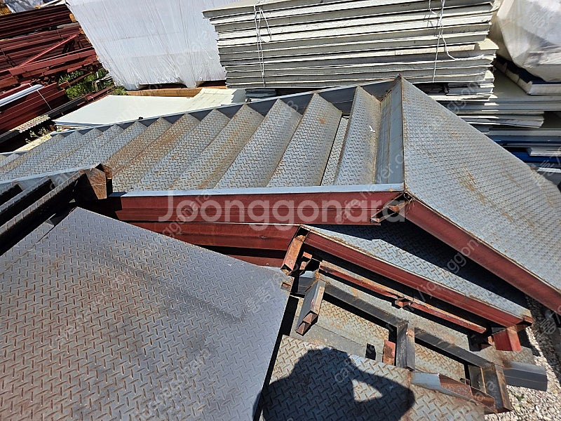 (판매)트라스 삼각트라스 역삼각트라스 일짜트라스 계당 합판 바닥자재 C형강 컨테이너 콘테이너 H빔--3