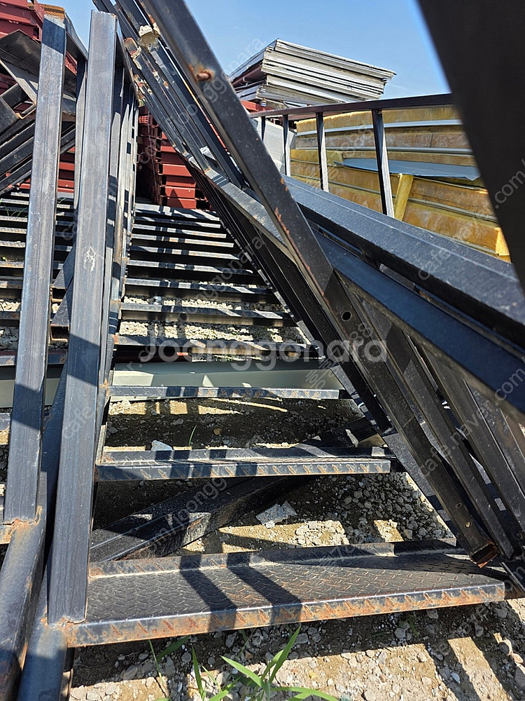 (판매)트라스 삼각트라스 역삼각트라스 일짜트라스 계당 합판 바닥자재 C형강 컨테이너 콘테이너 H빔--6