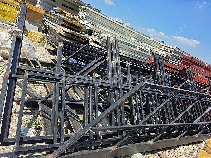 (판매)트라스 삼각트라스 역삼각트라스 일짜트라스 계당 합판 바닥자재 C형강 컨테이너 콘테이너 H빔--7