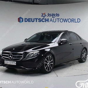 [벤츠]E-클래스 W213 E300 아방가르드 ★중고차★중고차매입★전액할부★저신용자★신불자★소액할부★현금★카드 전부 가능합니다!