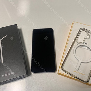 [개인]갤럭시 S25 실버 256GB 박스 풀셋 S급 팝니다.