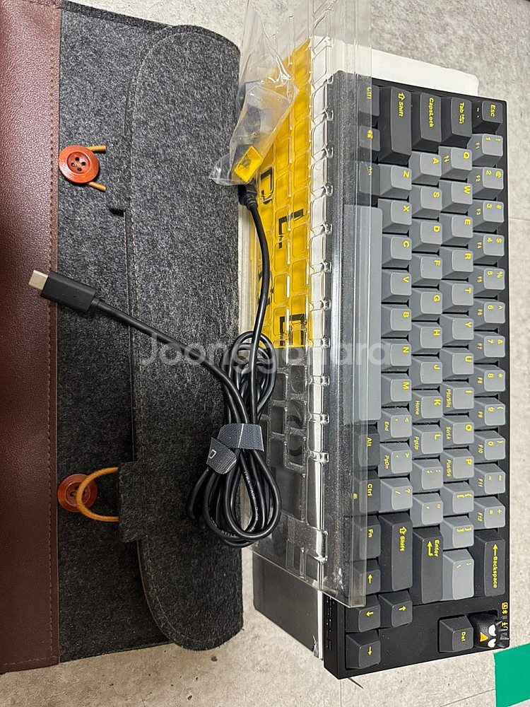 fc660mbt 흑축 공방작 애쉬옐로우 판매합니다.--1