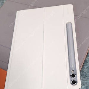 갤럭시 탭 S10+ WIFI 256G (문스톤그레이) + 키보드 북커버(화이트) 90만 5천원