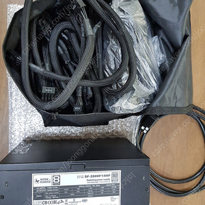슈퍼플라워 leadex SF-2000F14HP #1
