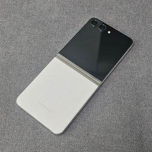 [A급] 갤럭시 Z 플립5 / 256GB / 크림 / 24.03.16 LGU+개통 / 19만