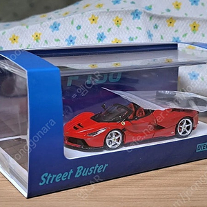 1[Street Buster] 페라리 라페라리 아페르타 1:64