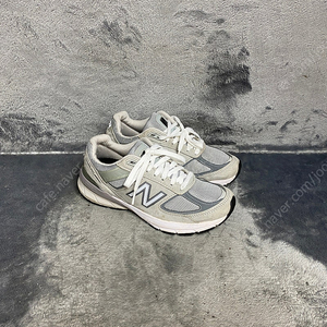 뉴발란스 990 운동화 230