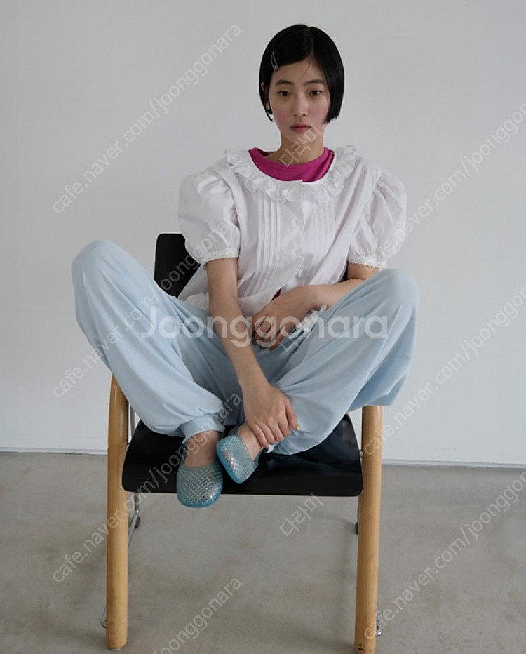아루드아웃핏마크들리딥뮤즈위아조이드비비에미닝아웃아키텍트모...--9