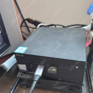 ASUS mini pc PN61 i5-8265U 택포 거래 9.4만원