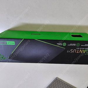 레이저 RAZER GIGANTUS V2 medium 마우스패드 (미개봉 새제품)