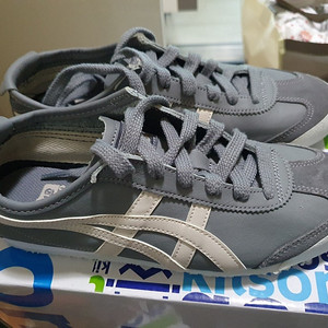 [ Onitsuka Tiger ] 오니츠카타이거 오이스터 스니커즈 (그레이) 240 단화 운동화 ₩82,000