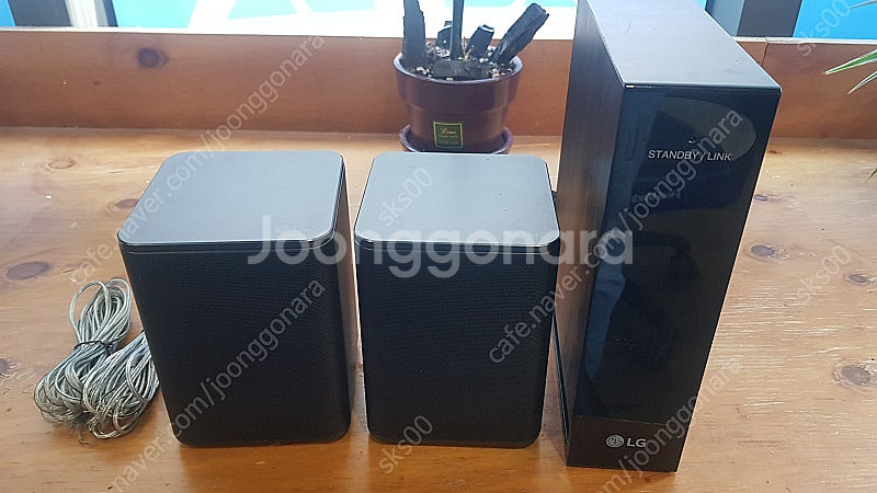 LG 리어스피커 spk8-s 판매합니다.--0