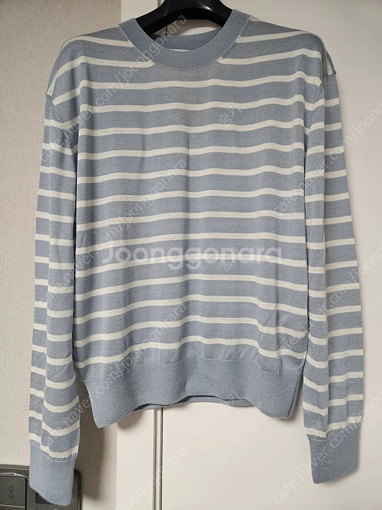 24 더캐시미어 스트라이프 니트--1