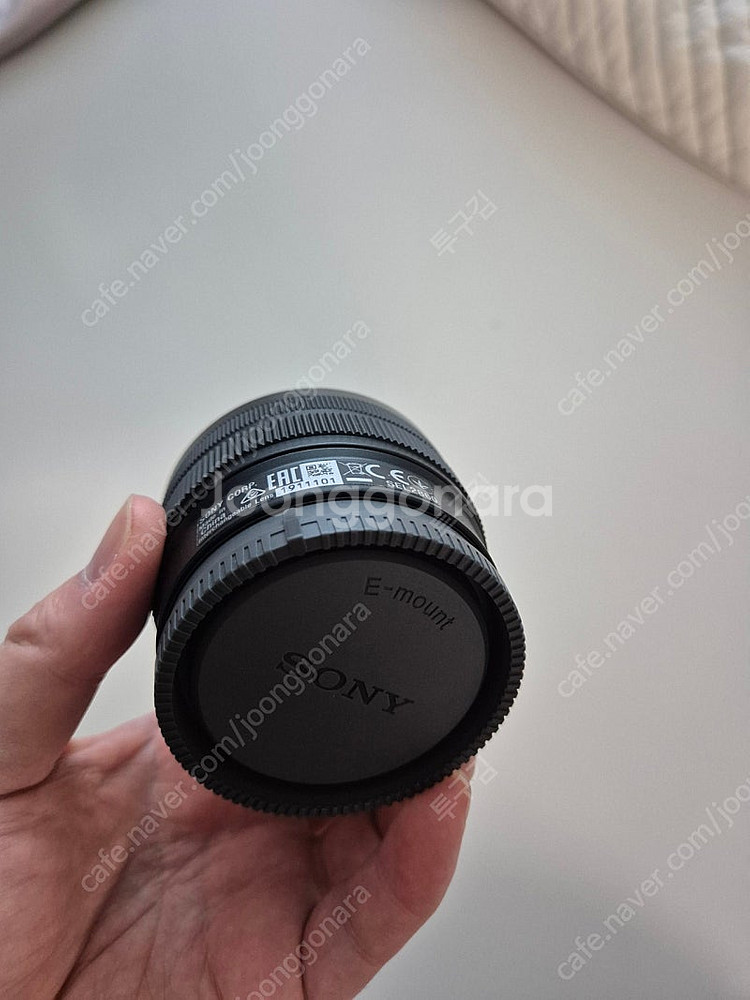 소니 28-60 신번들 풀프레임 렌즈 팝니다--2