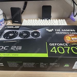 ASUS TUF RTX 4070TI 팝니다.