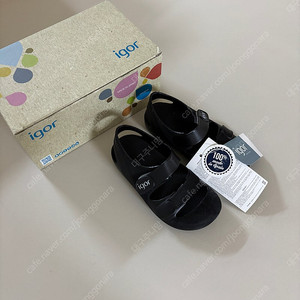 이고르 본디 솔리드 젤리샌들 25 (150-160mm) 아기신발 새상품 풀박스 거래해요