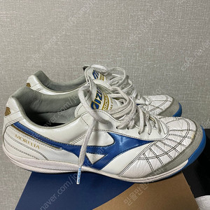 미즈노 모렐리아 네오 살라 재팬 풋살화