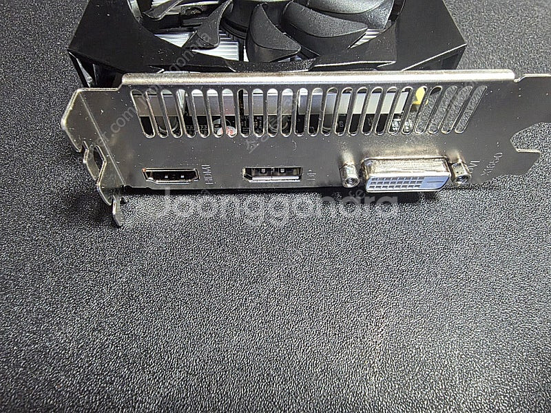 지포스 엑슬 axle gtx 1050ti 4gb 무전원...--4