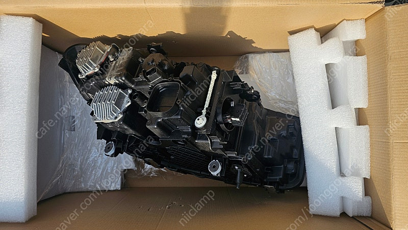 BMW 530i G30 LCI 레이져 라이트 이미지