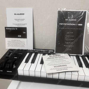[미사용/선반증정] M-Audio 마스터 키보드 61 건반 MK3 엠오디오 키스테이션 61 MK3