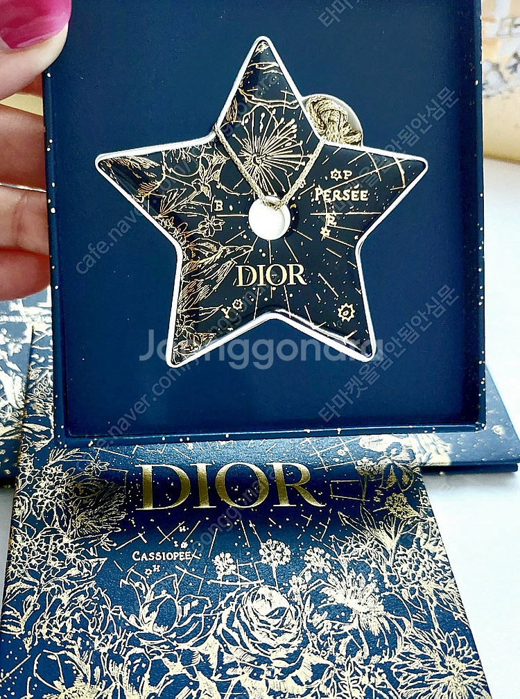 한정판 새상품 디올 석고 방향제 세라믹 방향제 향수 뿌리세용--0