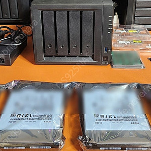 시놀로지DS918+ 램16G + HGST[WD]울트라스타 48TB+ M.2 512G