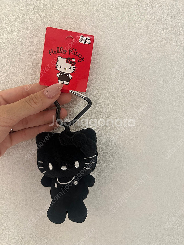 신상 산리오 정품 블랙 키티 하트 고리 키링 (택 있음...--1