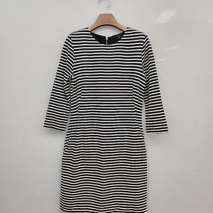 코스 cos 스트라이프 원피스/한섬 타임 마인 미샤 구호 랑방 띠어리 쟈딕앤볼테르 마쥬 산드로 코스 듀엘 시스템 폴로 랄프로렌 럭키슈에뜨