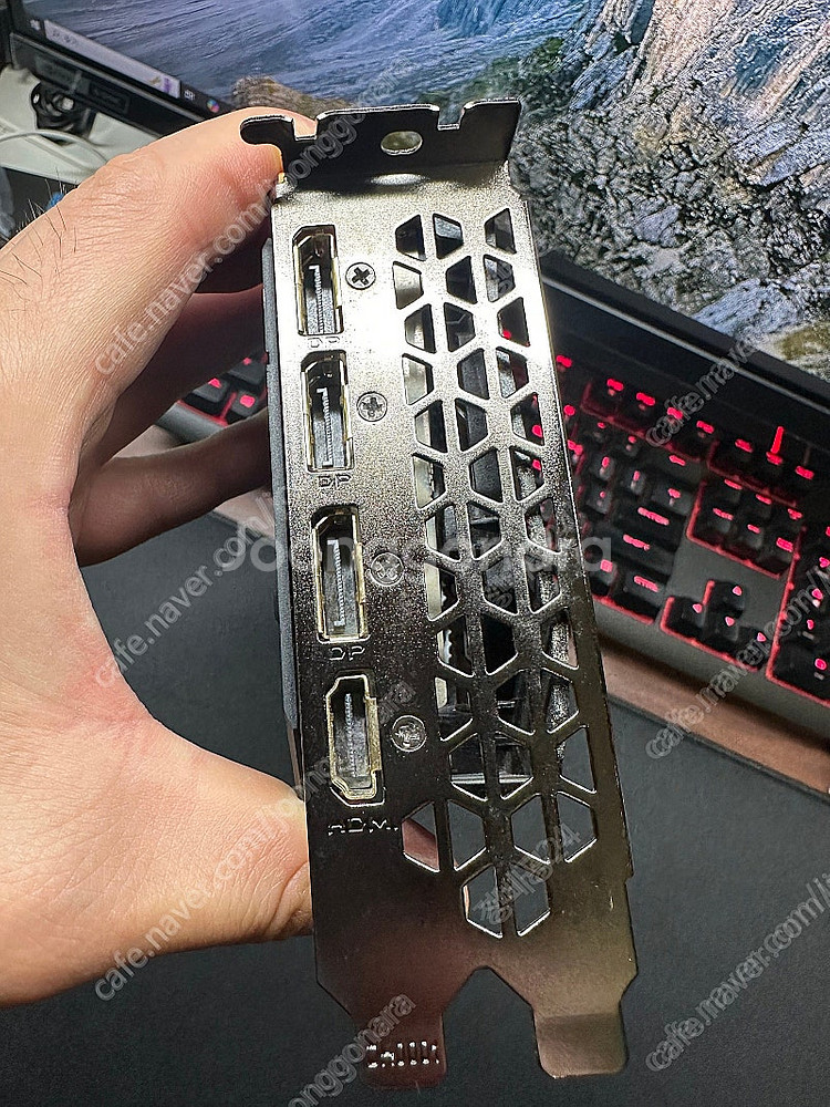 신품급 기가바이트 RX 5500XT 4G 그래픽카드 팝...--3