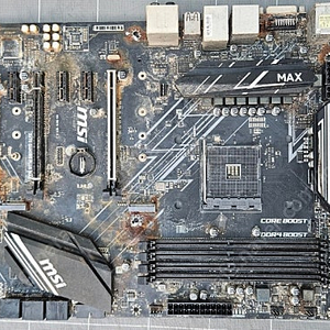 불용품 MSI X470 게이밍 플러스 맥스 메인보드 판매. 택포2만원.