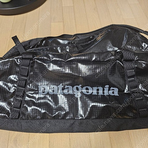 파타고니아 블랙홀 더플백 70리터 판매합니디