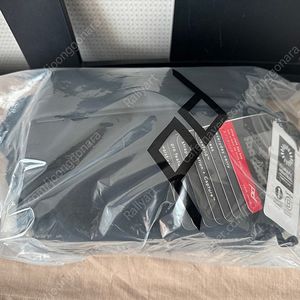 픽디자인 슬링 V2 3L 블랙 새상품 팝니다.