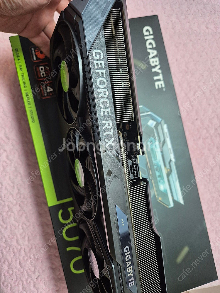 기가바이트 RTX 5070 gaming oc--6